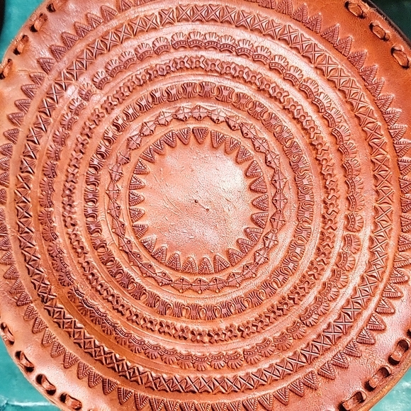 Tooled leather crossbody - Picture 2 of 6